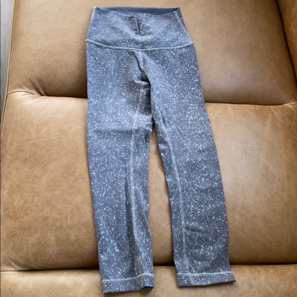Lululemon cropped leggings